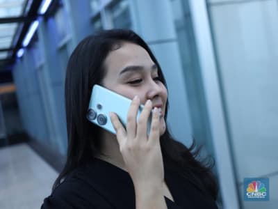 Aplikasi Neon Mobile Bayar Pengguna dengan Rekam Panggilan, Data Dijual ke Perusahaan AI