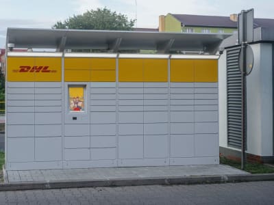 DHL eCommerce Ambil Alih Full APM Solutions untuk Perluas Jaringan Loker Paket di Polandia