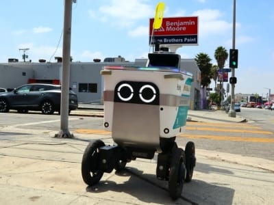Serve Robotics Hadirkan Layanan Pengiriman Robotik Otonom di Chicago