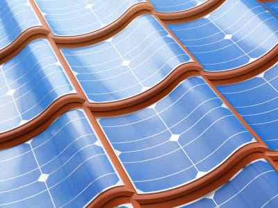 Penemuan Molekul Organik Baru Buka Jalan Panel Surya Lebih Ringan dan Murah