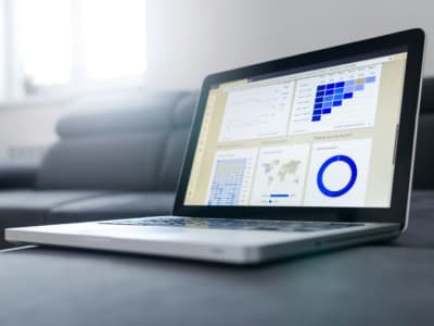 Kenapa Tawaran Rp 148.00 ribu ($9) untuk Yext Bisa Jadi Awal Kenaikan Saham Besar