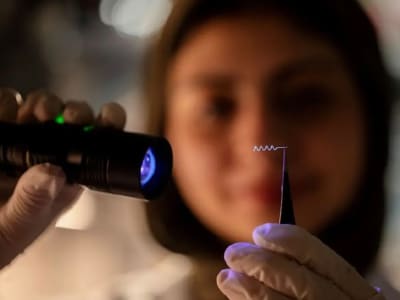 Implan Otak SPIRAL: Solusi Presisi untuk Terapi Penyakit Neurologis Spesifik