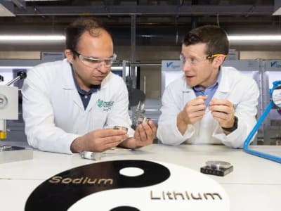 Baterai Dual-Ion Lithium-Sodium Ungguli Kapasitas Baterai Sodium Lama