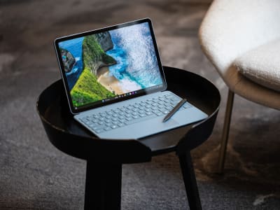 Microsoft dan Apple Siap Pindahkan Produksi dari China Akibat Ketegangan Dagang