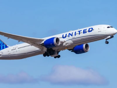 Balon Cuaca Diduga Sebabkan Pendaratan Darurat Pesawat United Airlines
