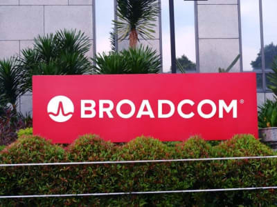 Broadcom dan Pelanggan Misterius Rp 164.45 triliun ($10 Miliar) : Apakah Anthropic Kuncinya?
