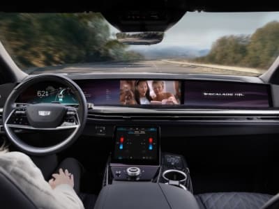 GM Siap Luncurkan Mobil Otomatis Tanpa Pegang Setir dan Tatap Jalan Tahun 2028