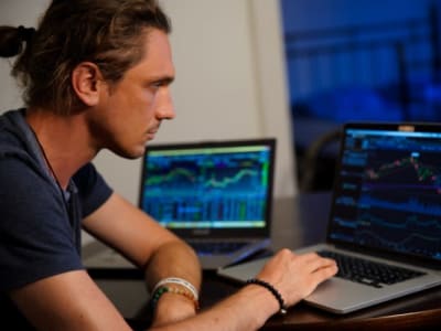 Mengapa IBM Jadi Saham Defensif dengan Potensi Besar di Tengah Tren AI