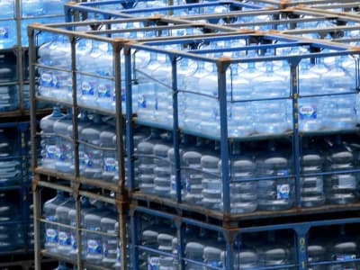 Mengenal Asal Air Baku Air Mineral: Fakta dan Aturan Air Minum Kemasan