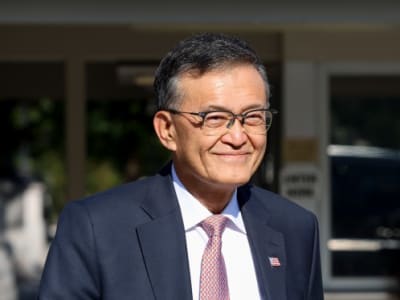 Intel Bangkit: Pendapatan Meningkat dan Investasi Besar Dorong Transformasi Perusahaan