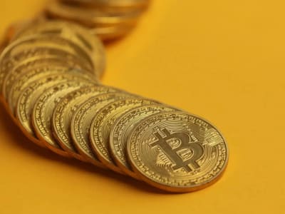 Prediksi Bitcoin Capai 2 Juta Dolar: Optimisme Tinggi vs Skeptisisme Analis