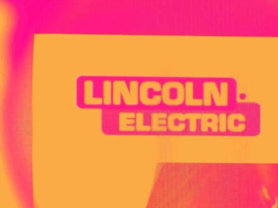 Kinerja Kuartal Kedua Alat Profesional: Lincoln Electric dan Pesaing di Tengah Tantangan Ekonomi