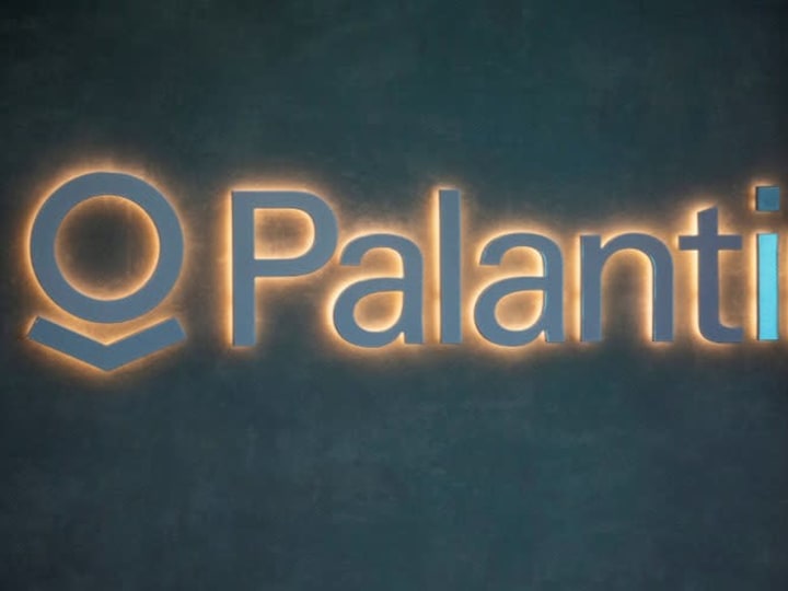 Direxion meluncurkan ETF terleveraj baru yang terkait dengan Palantir dan Berkshire Hathaway.