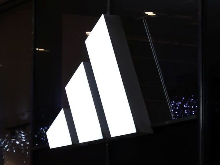 Adidas digerebek untuk hari kedua berturut-turut dalam penyelidikan pajak UE, lapor FT.