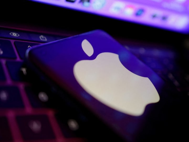 Apple bekerja sama dengan Broadcom untuk mengembangkan chip AI, lapor The Information.