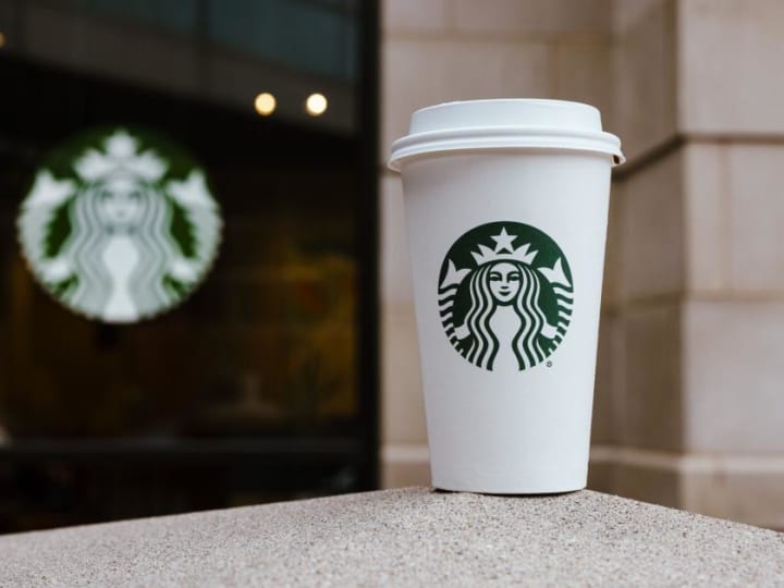 Starbucks Meningkatkan Cuti Melahirkan Berbayar Barista Menjadi 18 Minggu