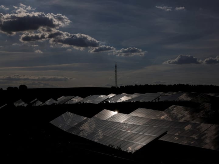 Qcells mengatakan terobosan teknologi dapat mengurangi ruang yang dibutuhkan untuk panel surya.