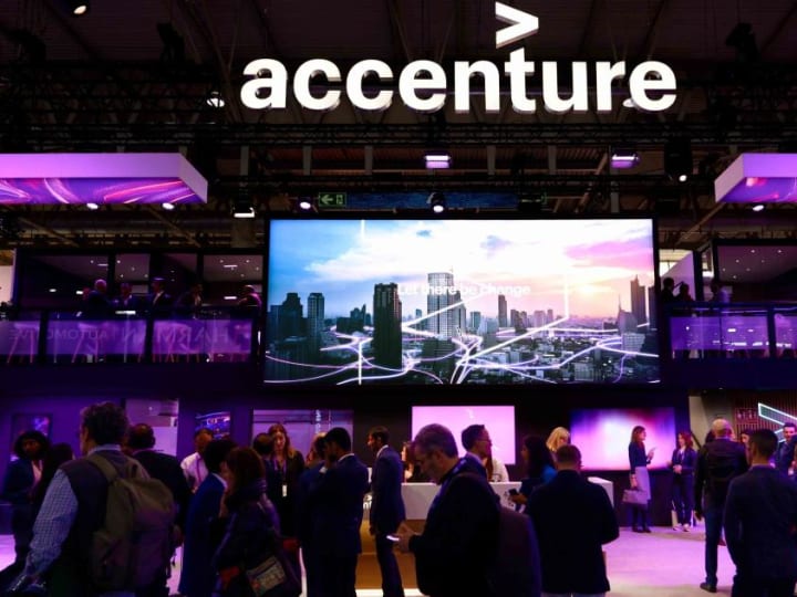 Saham Accenture Melonjak Setelah Laba Melebihi Perkiraan dan Pemesanan AI Meningkat