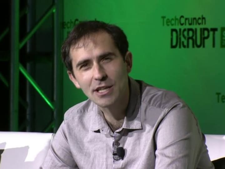 Mantan CEO Twitch, Emmett Shear, sedang mendirikan sebuah startup AI yang didukung oleh a16z.