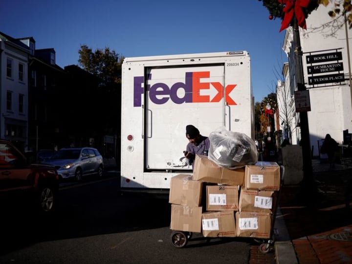 FedEx akan memisahkan bisnis truk pengangkut barangnya.