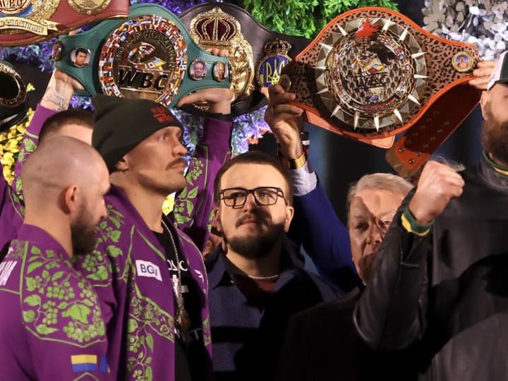 Tyson Fury Menimbang Dengan Keunggulan Berat Badan yang Besar atas Oleksandr Usyk