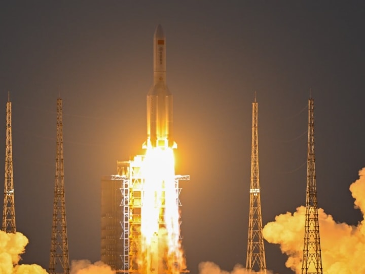 Para ilmuwan mengatakan mereka telah menemukan cara sederhana untuk mengubah berlian menjadi membran fleksibel. Temuan bulan China dapat mengisi 'kesenjangan miliaran tahun' dalam studi medan magnet. Bagaimana peluncuran satelit GuoWang China berbeda dari pesaingnya, Starlink AS.