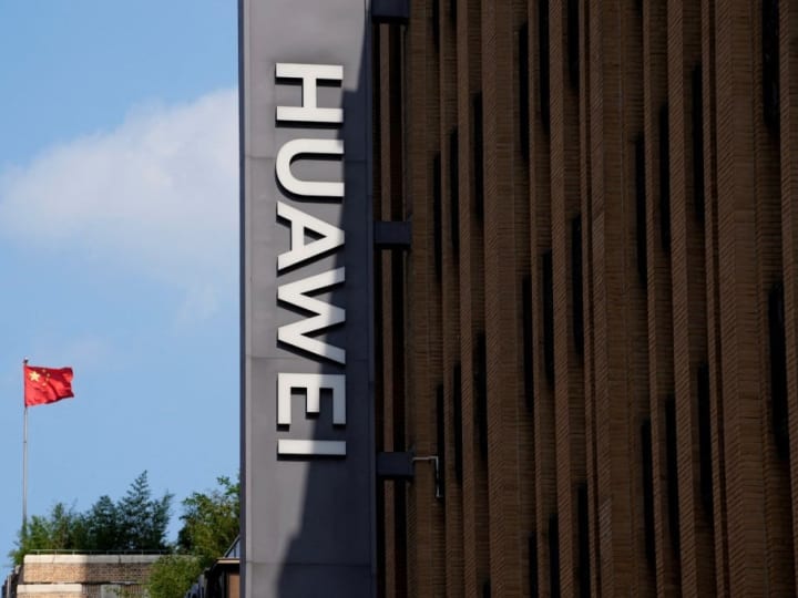 Model AI Hong Kong dengan akurat mengidentifikasi kondisi mata dengan tingkat keberhasilan yang tinggi. Qualcomm mengalahkan klaim Arm terkait pelanggaran lisensi desain chip. AS berencana untuk memasukkan perusahaan yang memesan chip TSMC yang ditemukan di prosesor Huawei ke dalam daftar hitam.