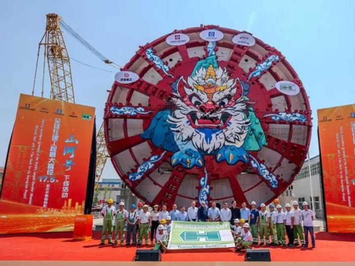 China membangun terowongan pelindung bawah air dengan diameter terbesar di dunia dengan kecepatan yang memecahkan rekor.