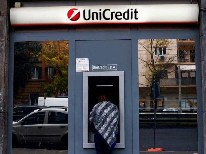 Italia menuntut pengungkapan penuh dari UniCredit terkait tawaran BPM, kata sumber.