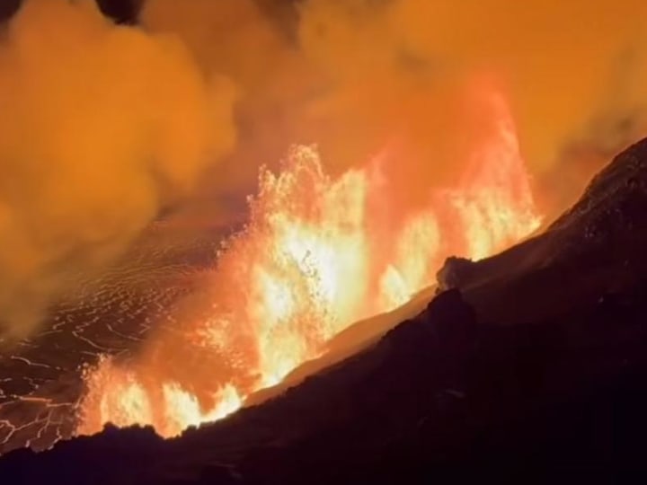 Gunung Berapi Kīlauea Mengakhiri Tahun Dengan Air Terjun Lava yang Mengagumkan