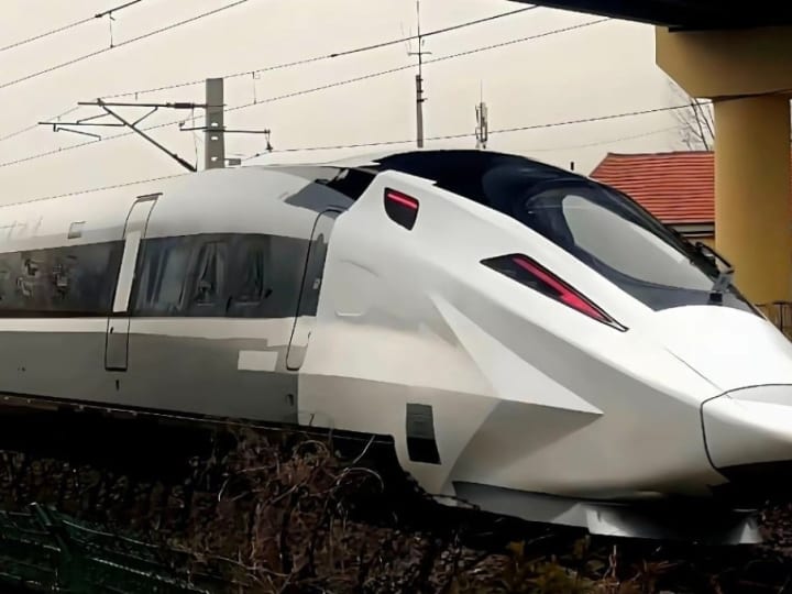 ‘Keluar dari Afrika’? Tidak demikian, kata ilmuwan Cina yang menantang teori evolusi. Ilmuwan Cina menunjukkan perubahan otak hewan saat terjaga melalui pencitraan saraf. Penggemar kereta cepat Cina melihat masa depan saat kereta dengan kecepatan 450 km/jam terlihat.