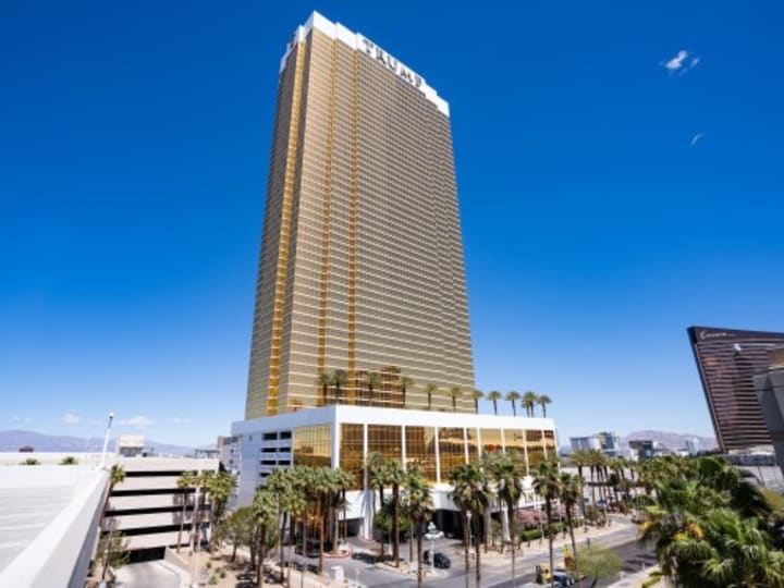 Detail baru muncul mengenai ledakan Cybertruck di luar hotel Trump di Vegas yang mengakibatkan 1 orang tewas dan 7 lainnya terluka.