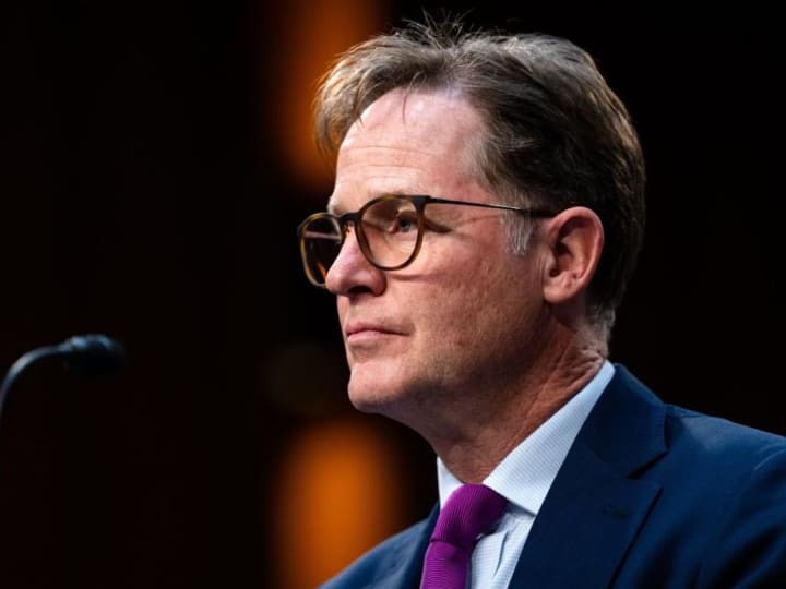 Clegg Meta Akan Mundur; Kaplan Dipromosikan Menjadi Kepala Urusan Global