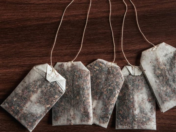 Studi menemukan kantong teh melepaskan plastik yang dapat membahayakan sel manusia.