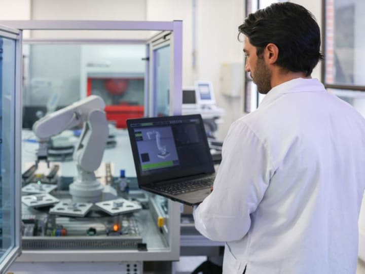 Metode pelatihan yang hemat biaya dari MIT meningkatkan keterampilan belajar robot sebesar 20%.