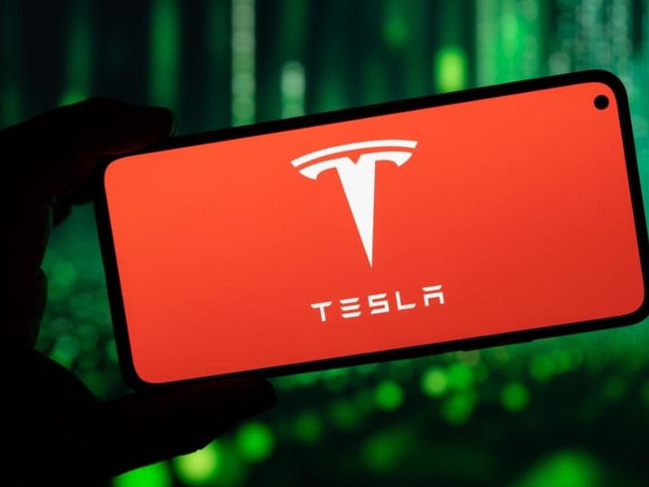 Mengapa Tesla dan NVIDIA Mengambil Jalur Berbeda untuk Melatih Sistem AI