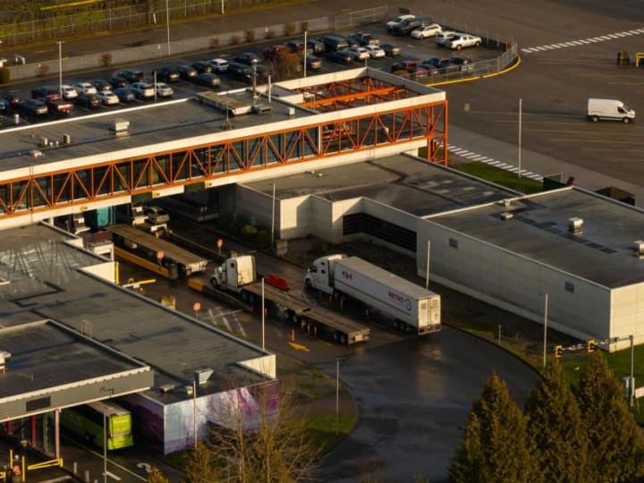 Kanada Siapkan Tarif pada Produk AS Senilai Rp 1.73 quadriliun ($105 Miliar)  Jika Trump Melakukan Serangan Terlebih Dahulu