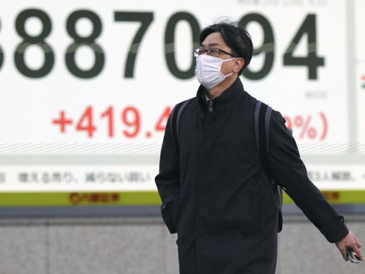 Pasar saham hari ini: Saham Asia mengikuti penutupan kuat Wall St menjelang pelantikan Trump.