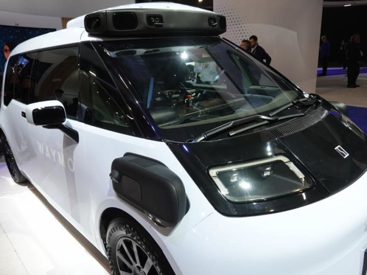Balapan Mobil Otonom Berlanjut di CES 2025