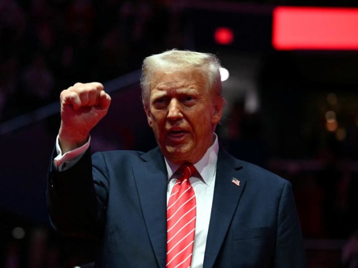 Trump bersiap untuk meluncurkan serangkaian perintah pada hari pertama yang mencakup segala hal mulai dari pengeboran minyak hingga TikTok.