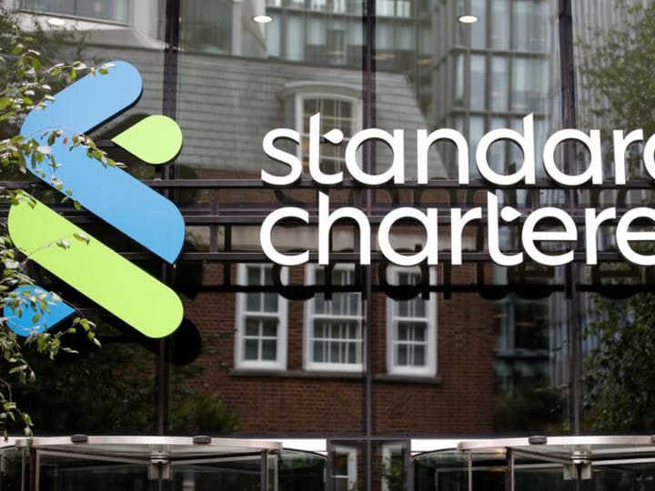 Perubahan iklim akan membantu meningkatkan pendapatan StanChart hampir Rp 16.45 triliun ($1 miliar) , kata CEO.