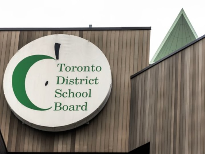 Distrik sekolah Toronto mengatakan 40 tahun data siswa dicuri dalam pelanggaran PowerSchool.