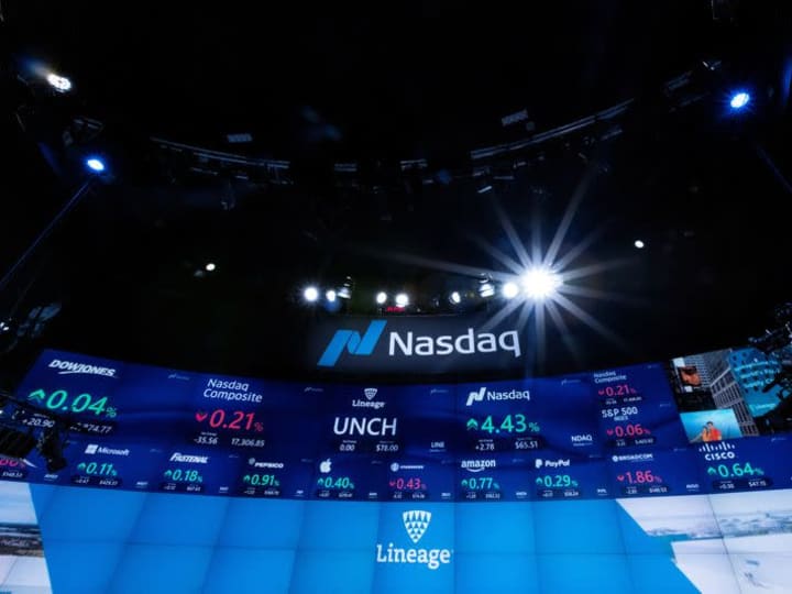 Futures Nasdaq memimpin kenaikan setelah hasil Netflix, rencana investasi AI Trump.