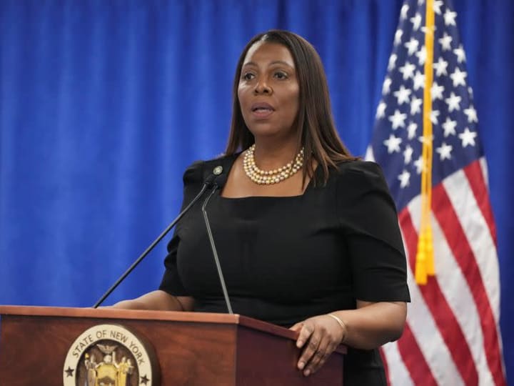 New York memperoleh putusan sebesar Rp 17.51 triliun ($1,065 miliar)  terhadap pemberi pinjaman predator yang dituduh.