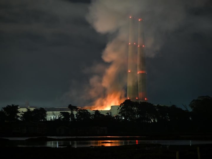 Momen "Pulau Tiga Mil" Teknologi: Penyimpanan Baterai Lithium Terbakar