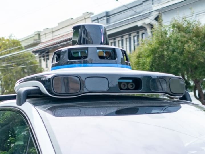 Fitur tersembunyi Waymo memungkinkan peneliti untuk menyesuaikan tampilan robotaxi.
