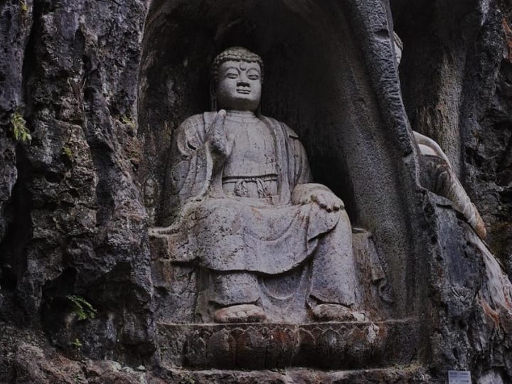 Semua Tentang DeepSeek - Startup AI China yang Menantang Raksasa Teknologi AS