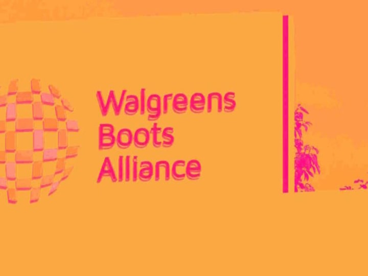 Mengapa Saham Walgreens (WBA) Diperdagangkan Lebih Rendah Hari Ini