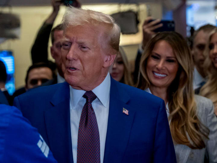 Pasar saham hari ini: Dow, S&P 500, dan futures Nasdaq merosot setelah Trump mengenakan tarif pada Kanada, Meksiko, dan China.