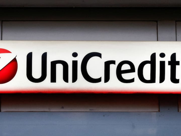UniCredit mengungkapkan kepemilikan 4,1% di Generali, menolak adanya minat strategis.